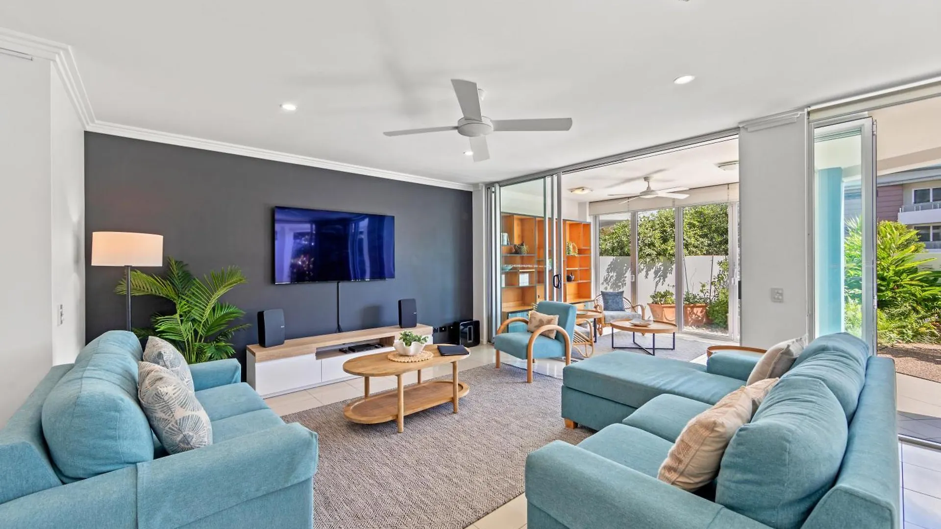 Aparthotel Coolum Seaside Apartments Coolum Beach